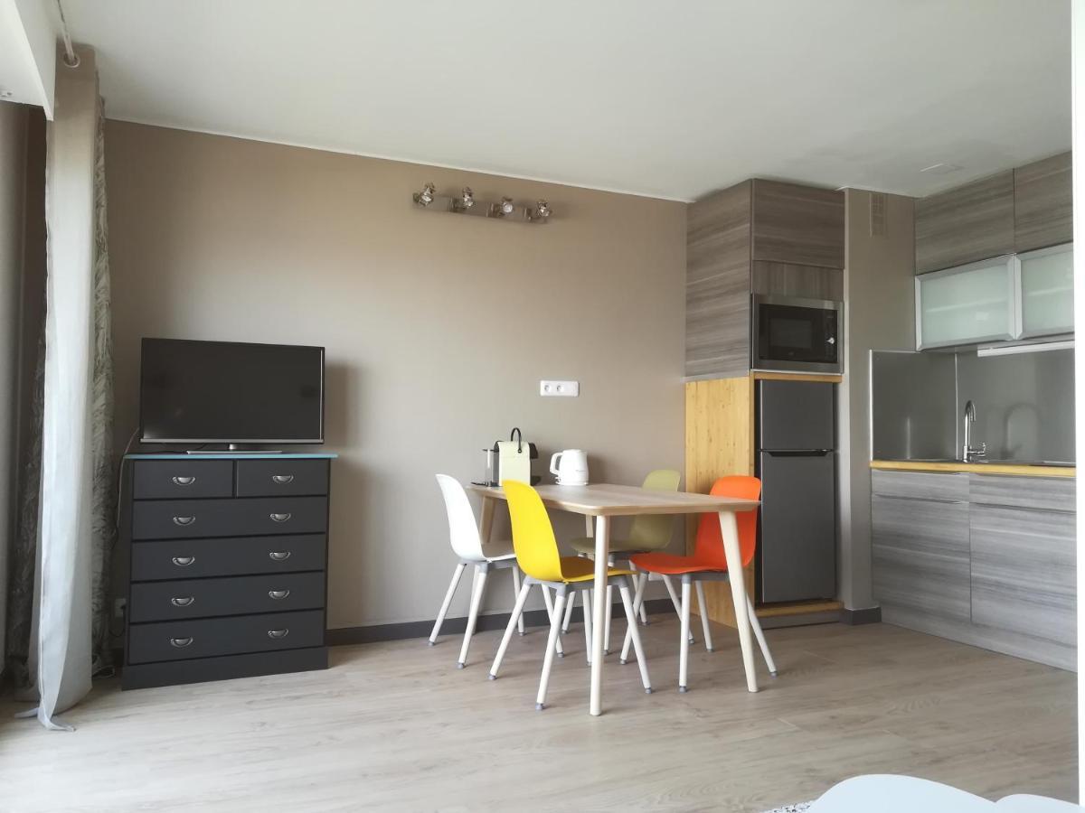 אגדה Appartement 1Ere Ligne Vue Port Avec Balcon, Piscine מראה חיצוני תמונה