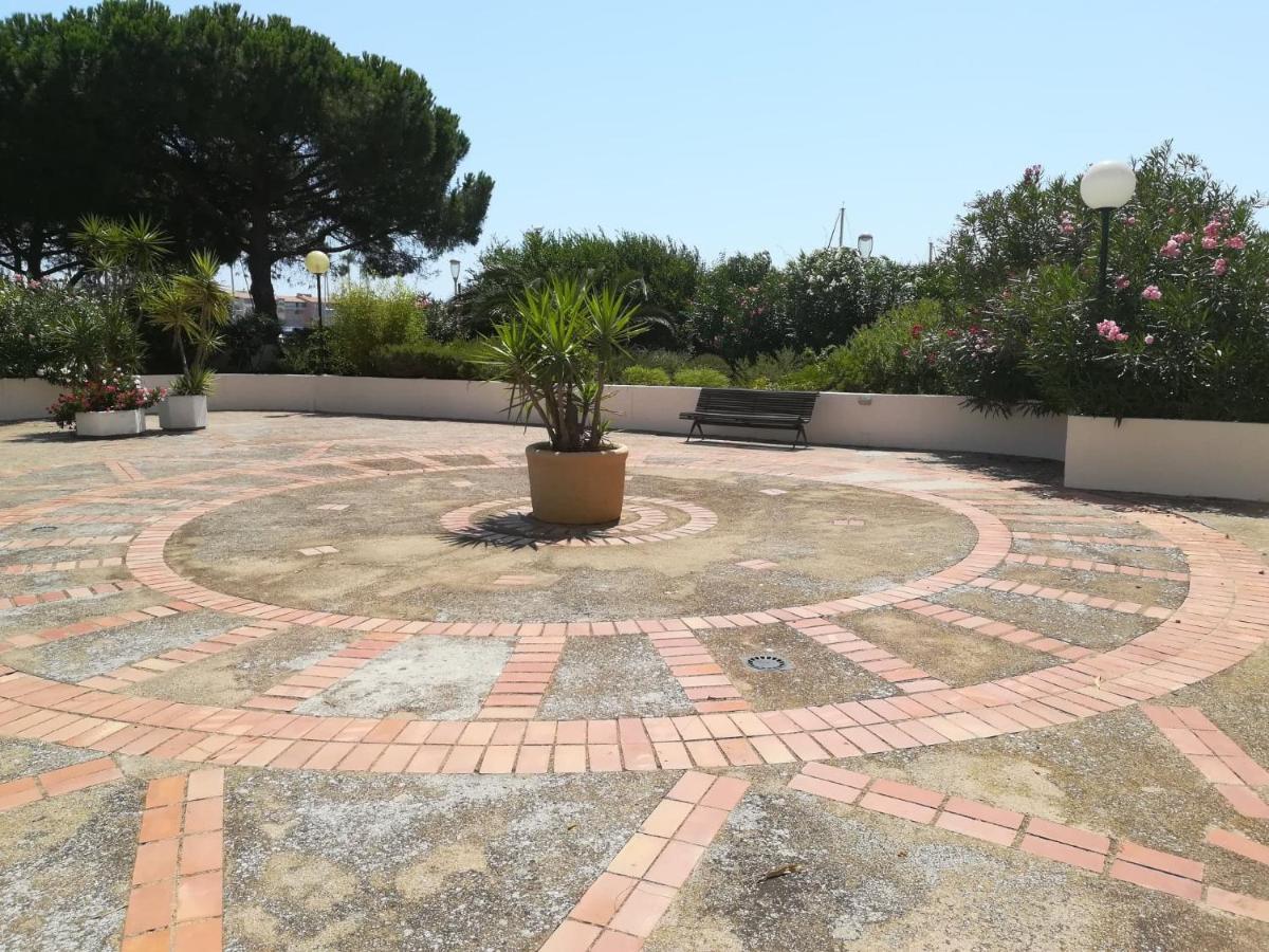 אגדה Appartement 1Ere Ligne Vue Port Avec Balcon, Piscine מראה חיצוני תמונה